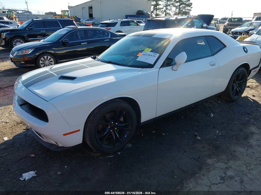 Dodge Challenger 3.6l Sxt Plus, снимка 2 - Автомобили и джипове - 53936737
