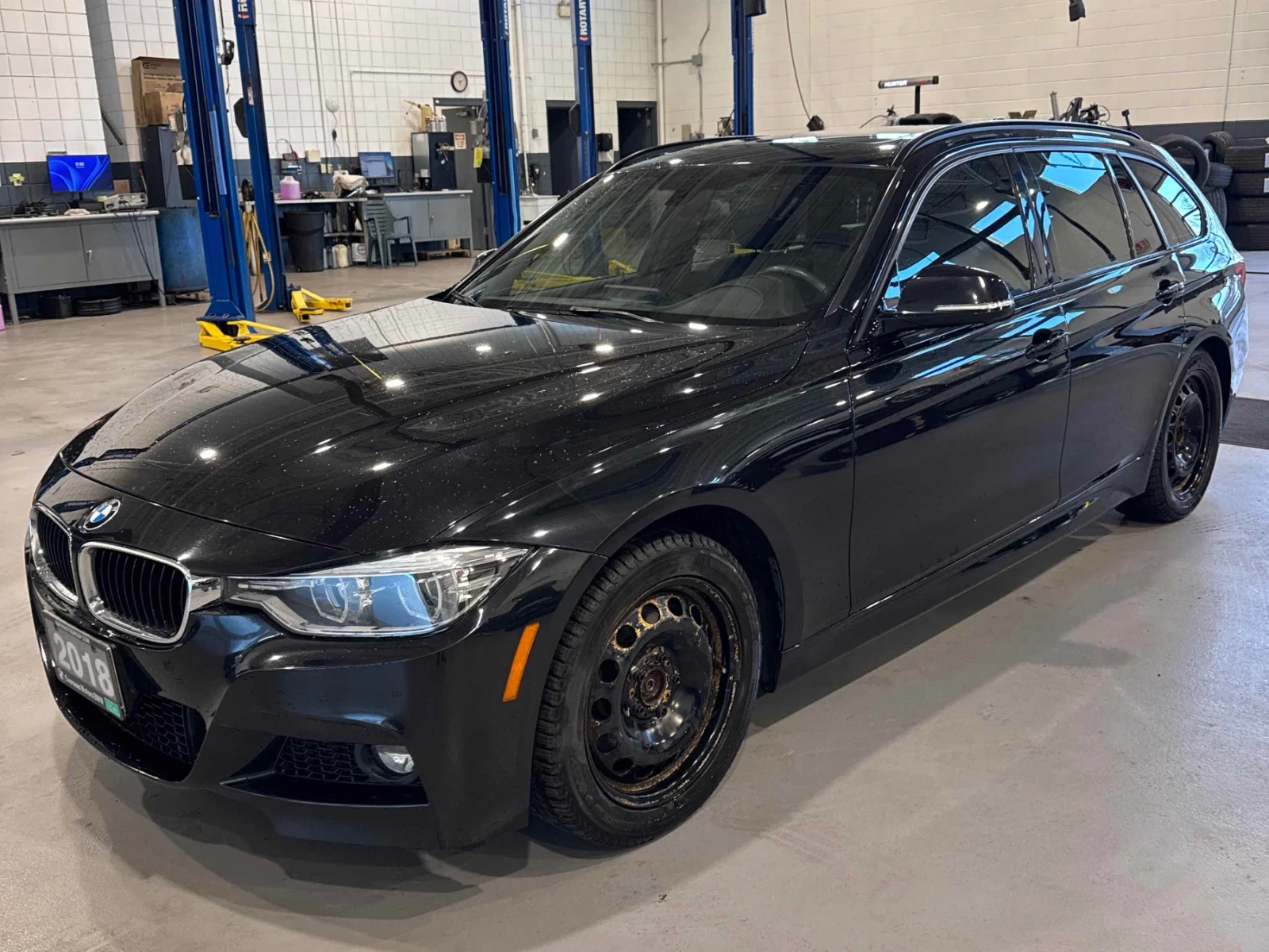 BMW 328 X-Drive* M-Pack* 1 собственик, снимка 2 - Автомобили и джипове - 54139310