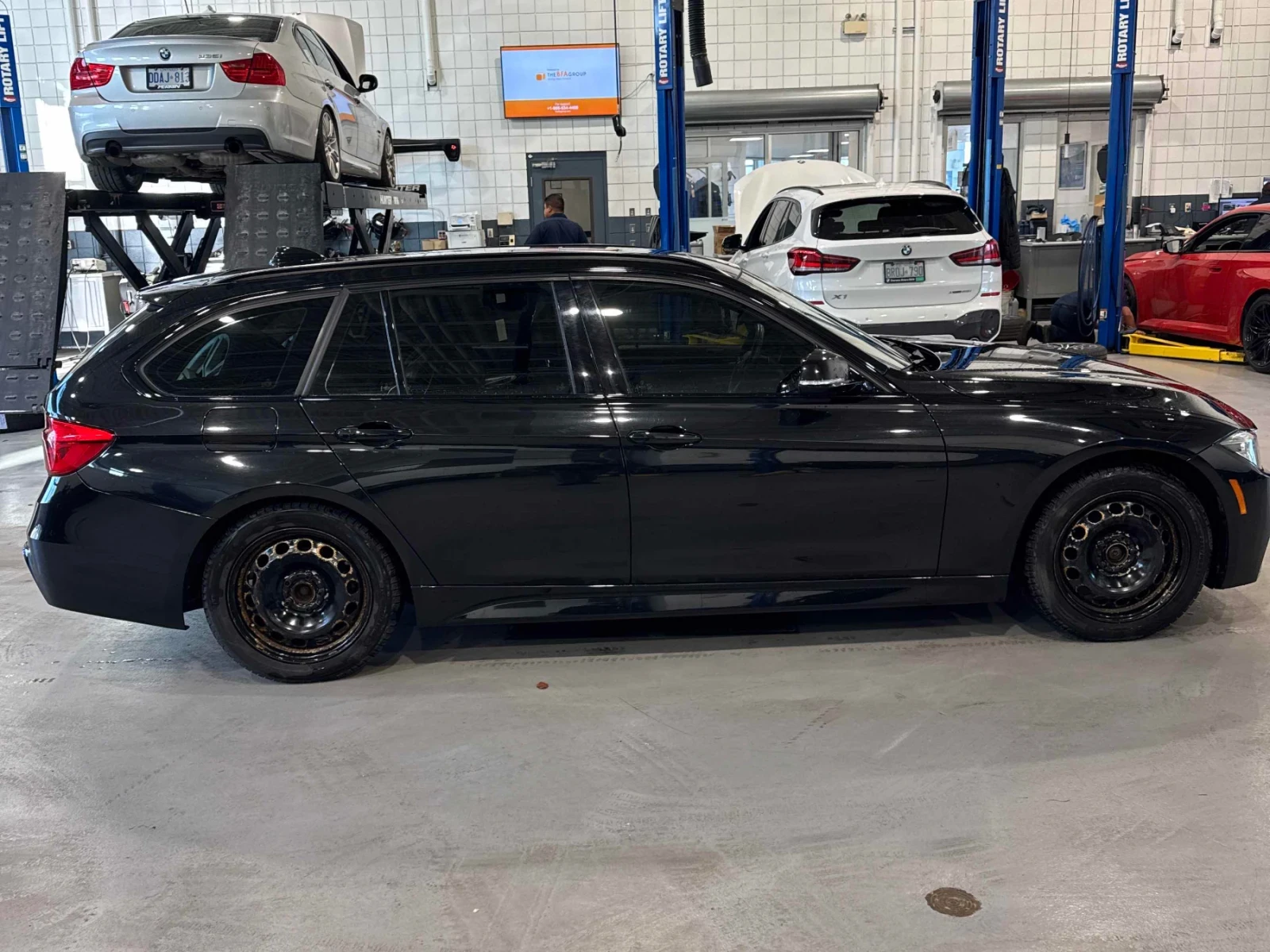 BMW 328 X-Drive* M-Pack* 1 собственик, снимка 4 - Автомобили и джипове - 54139310