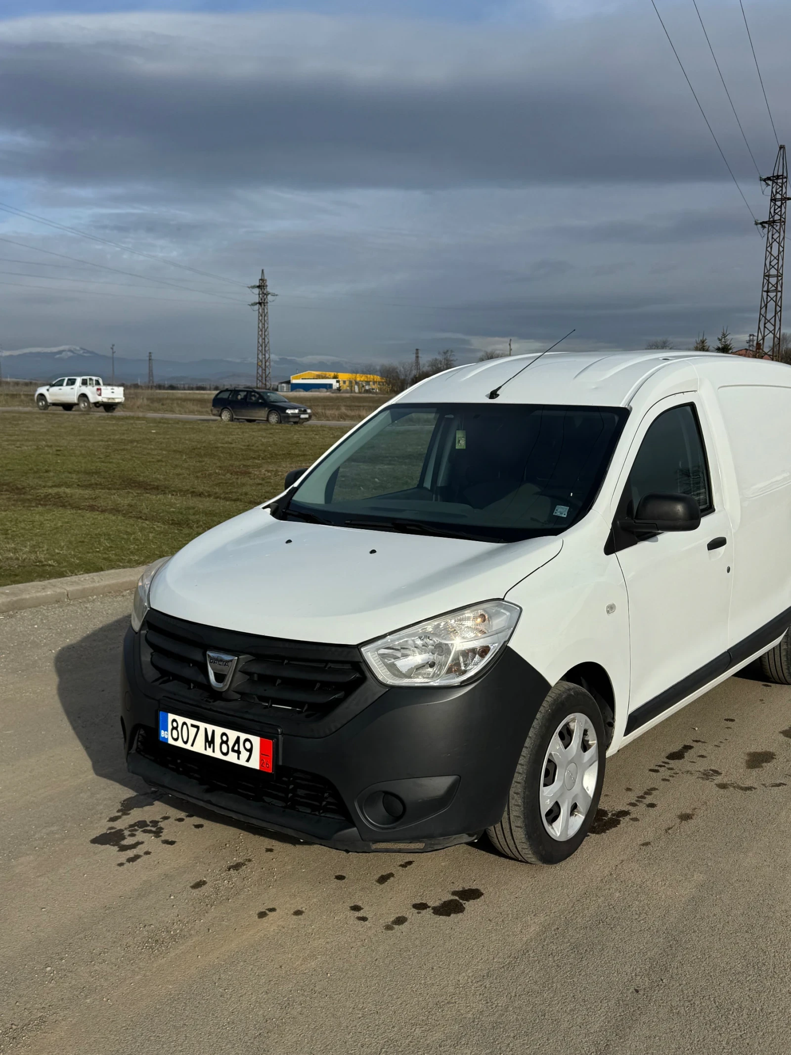 Dacia Dokker 1.5 дизел СМЕНЕН АНГРЕНАЖ РЕАЛНИ КМ, снимка 2 - Автомобили и джипове - 54474036