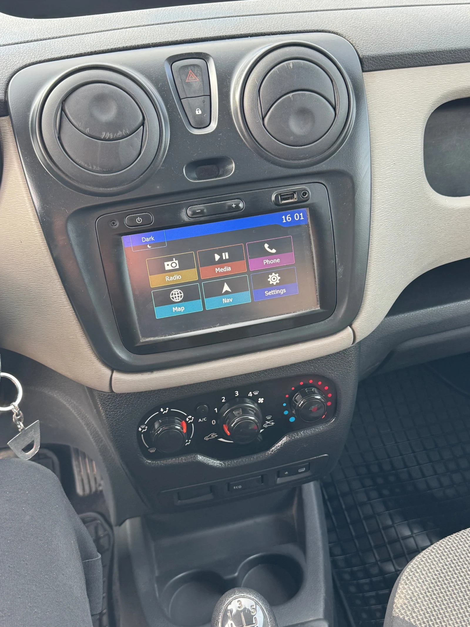 Dacia Dokker 1.5 дизел СМЕНЕН АНГРЕНАЖ РЕАЛНИ КМ, снимка 11 - Автомобили и джипове - 54474036