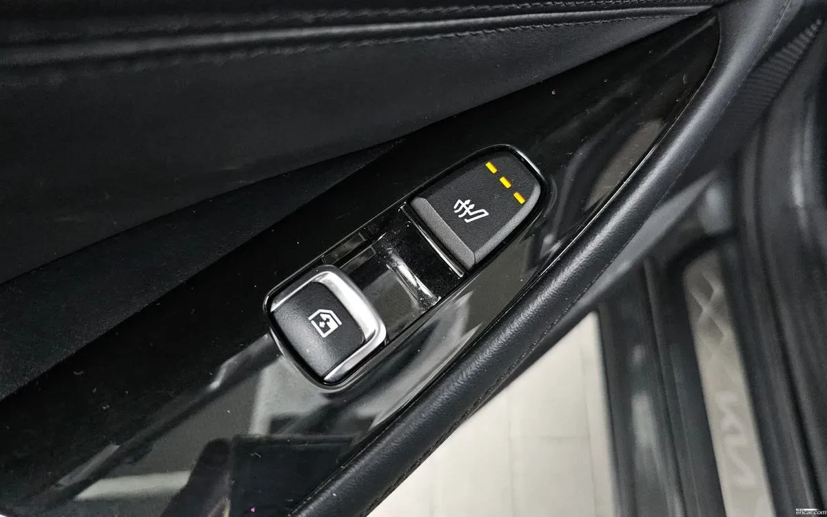 Kia K8 Blind-Spot View Camera/360/Подгрев/Обдух , снимка 17 - Автомобили и джипове - 54725091