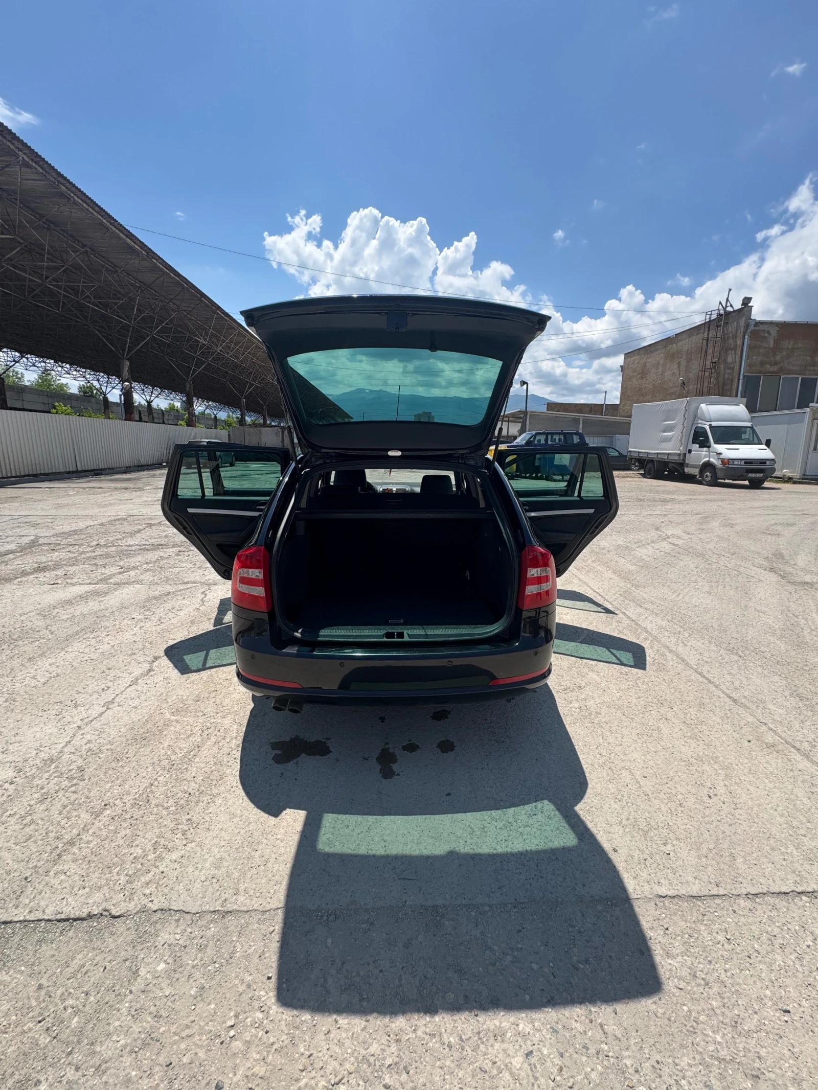 Skoda Octavia, снимка 5 - Автомобили и джипове - 54808781