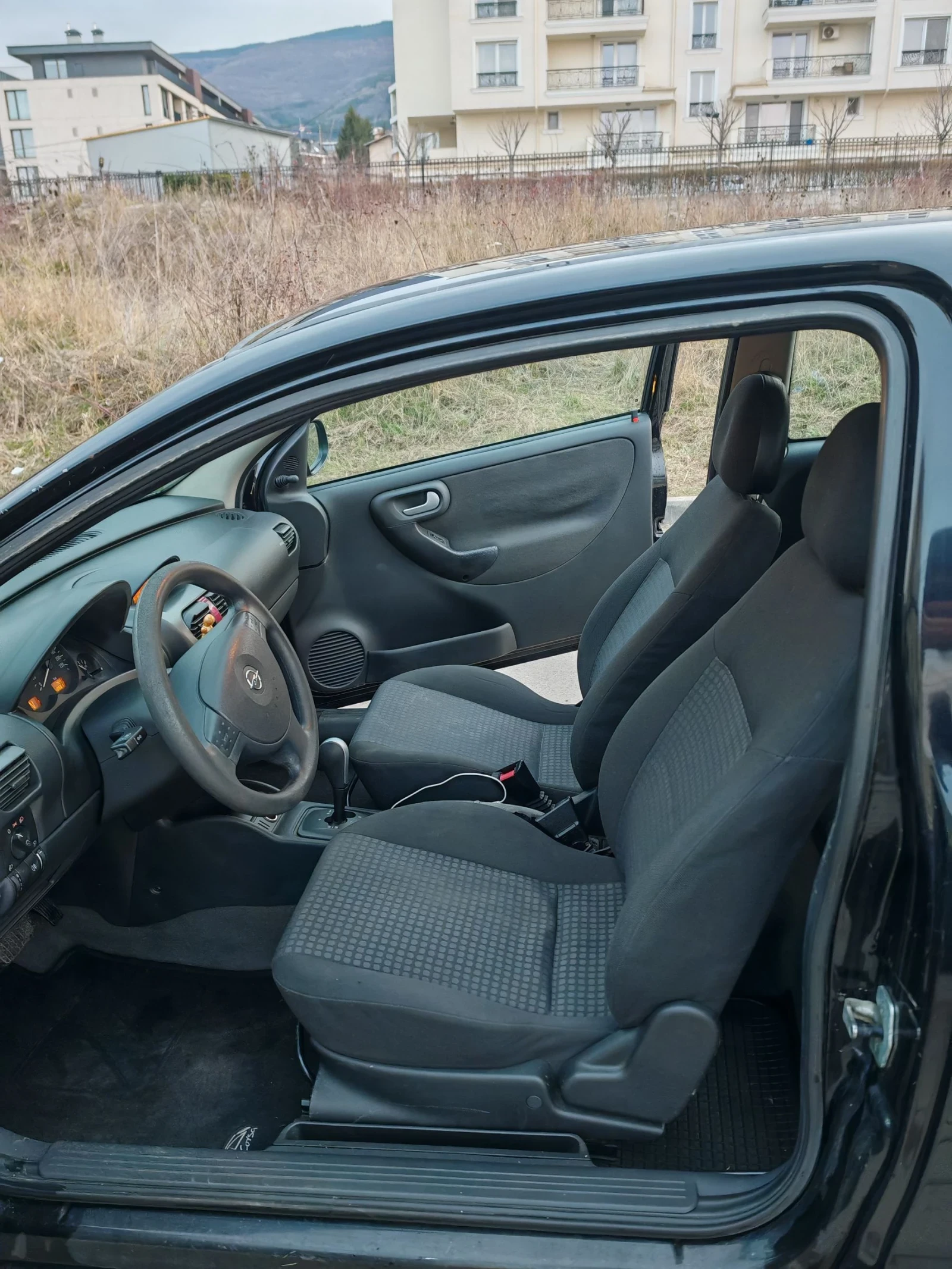 Opel Corsa, снимка 5 - Автомобили и джипове - 54838823