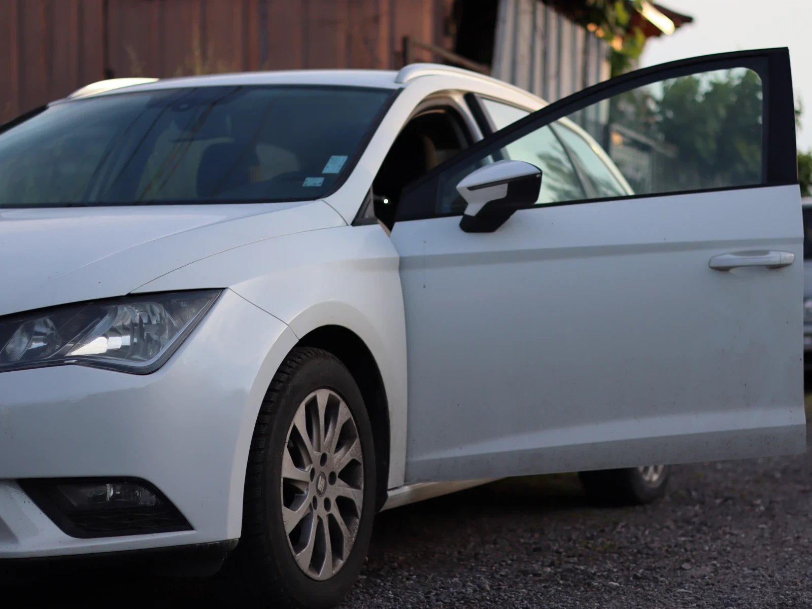 Seat Leon, снимка 8 - Автомобили и джипове - 54925039