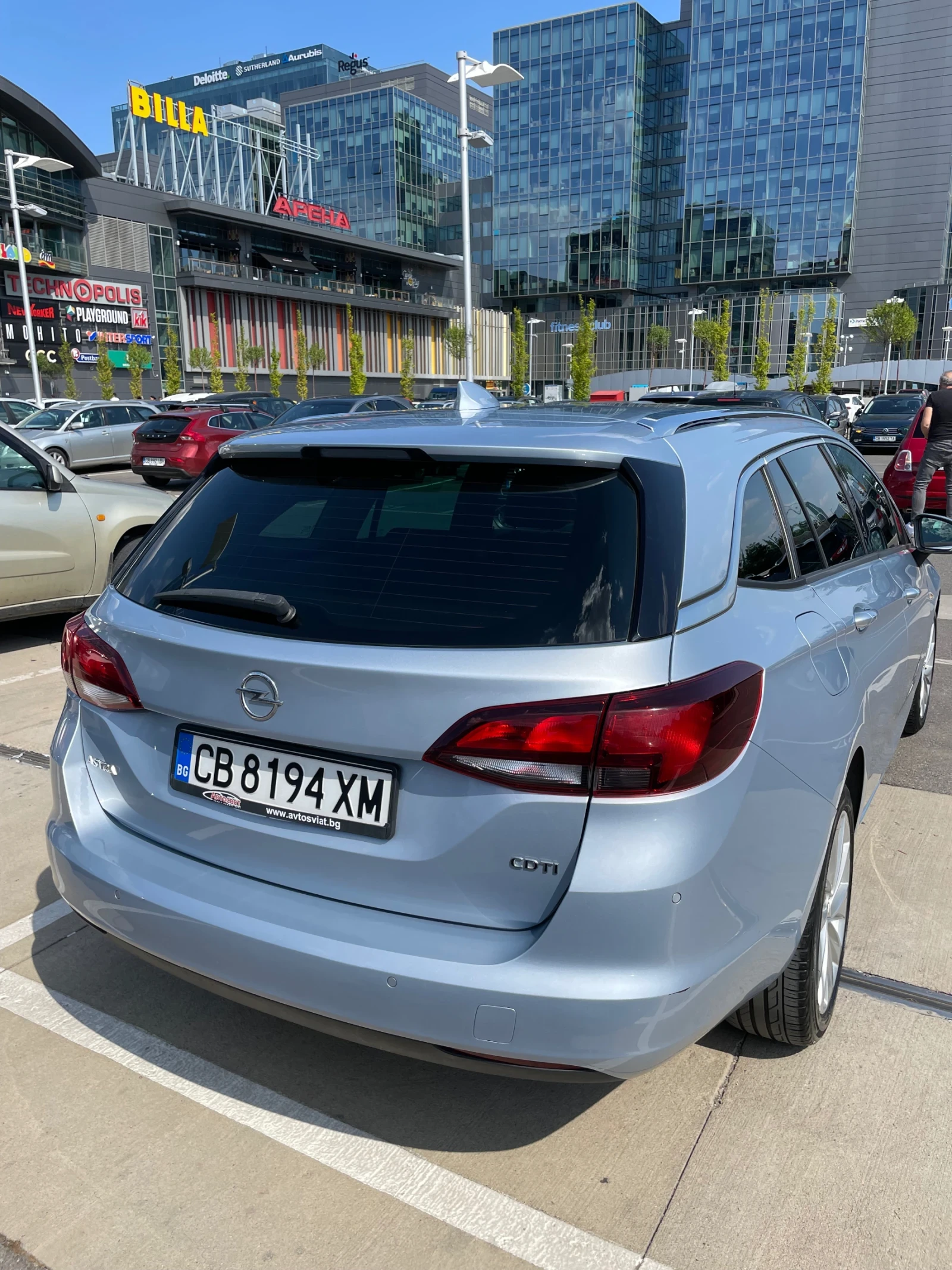 Opel Astra 1.6 CDTi Sports Tourer , снимка 8 - Автомобили и джипове - 54972038