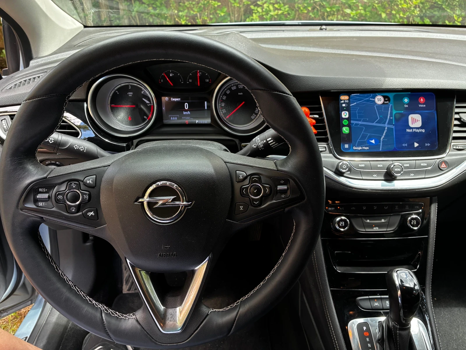 Opel Astra 1.6 CDTi Sports Tourer , снимка 2 - Автомобили и джипове - 54972038