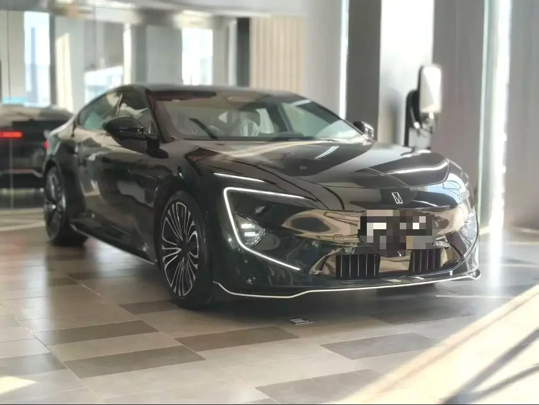 Avatr 12 Ultra Edition AWD 94.53kWh, снимка 3 - Автомобили и джипове - 55075354