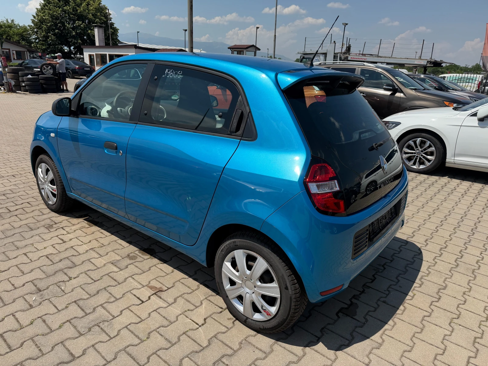 Renault Twingo 1.0SCe EURO 6, снимка 8 - Автомобили и джипове - 55101751