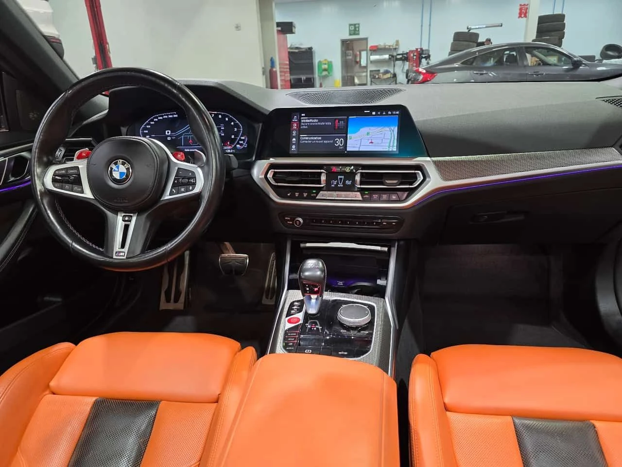 BMW M4 * Competition M xDrive * CARFAX * ЦЕНА ДО БГ, снимка 13 - Автомобили и джипове - 55608191