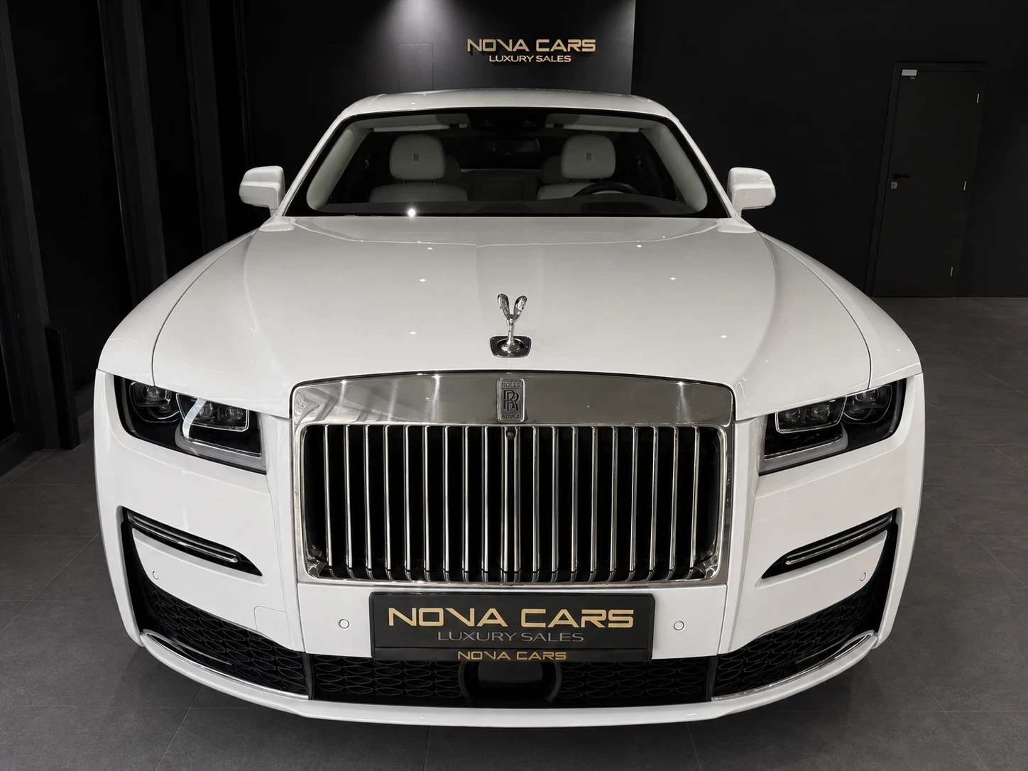 Rolls-Royce Ghost, снимка 2 - Автомобили и джипове - 55830221