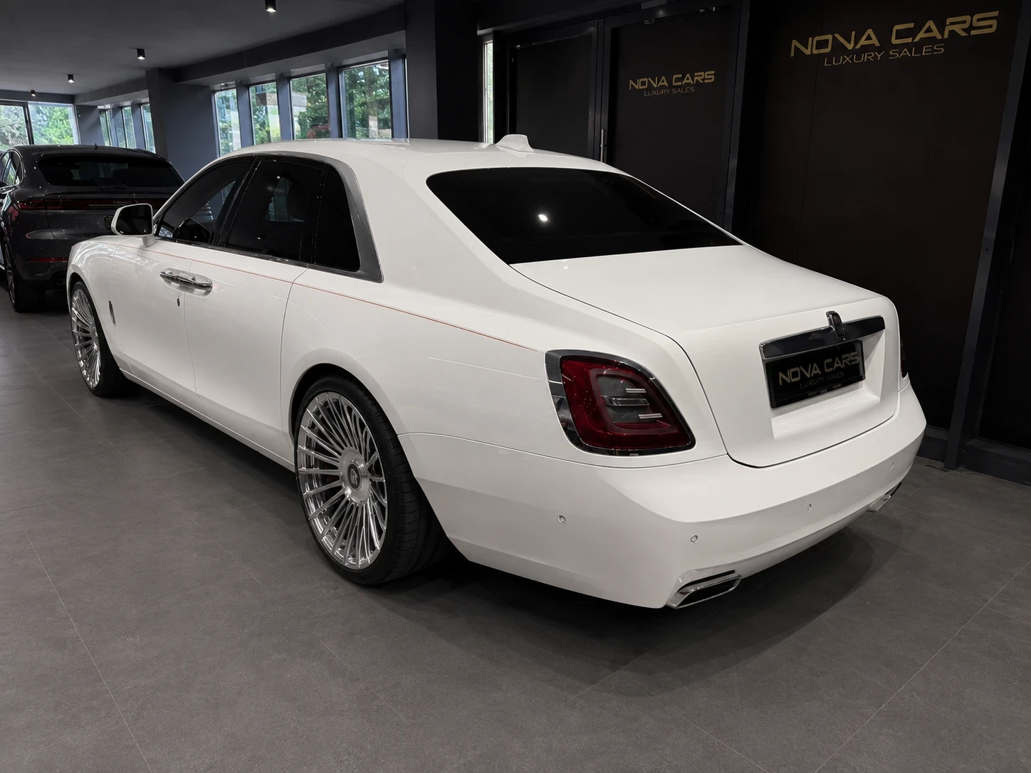 Rolls-Royce Ghost, снимка 4 - Автомобили и джипове - 55830221