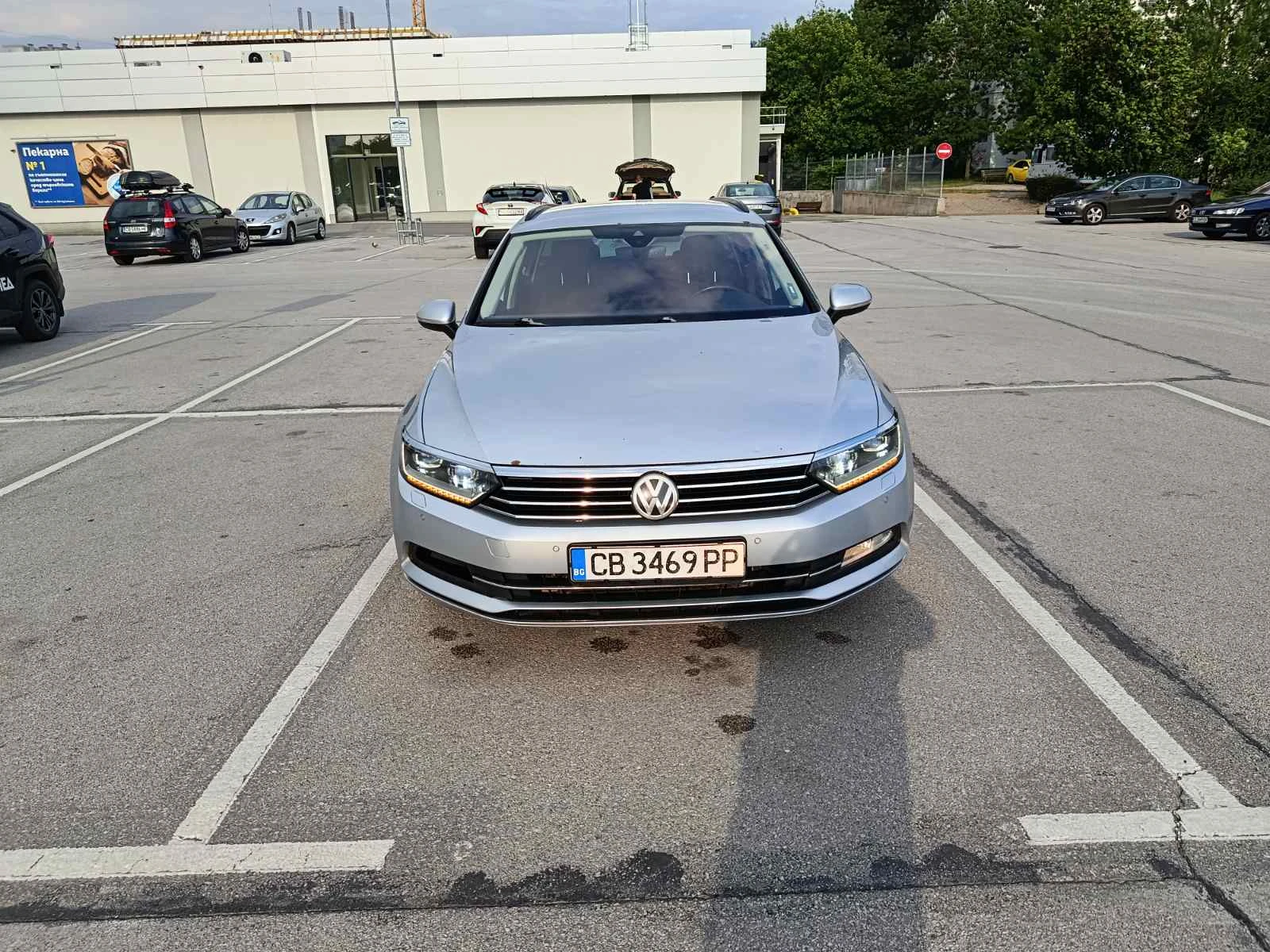 VW Passat 2.0 автомат комби, снимка 9 - Автомобили и джипове - 55847048