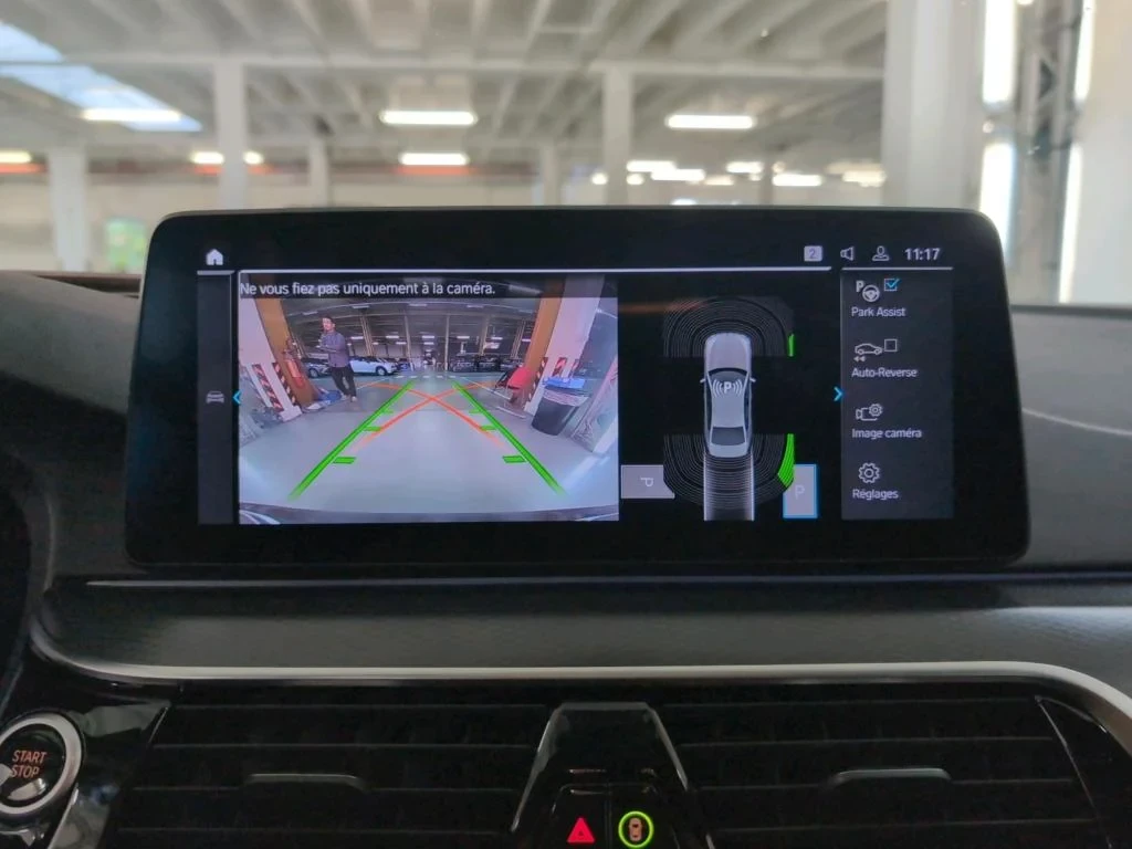 BMW 520 PLUG IN HYBRID LEATHER NAVI CAM LED, снимка 10 - Автомобили и джипове - 56306425
