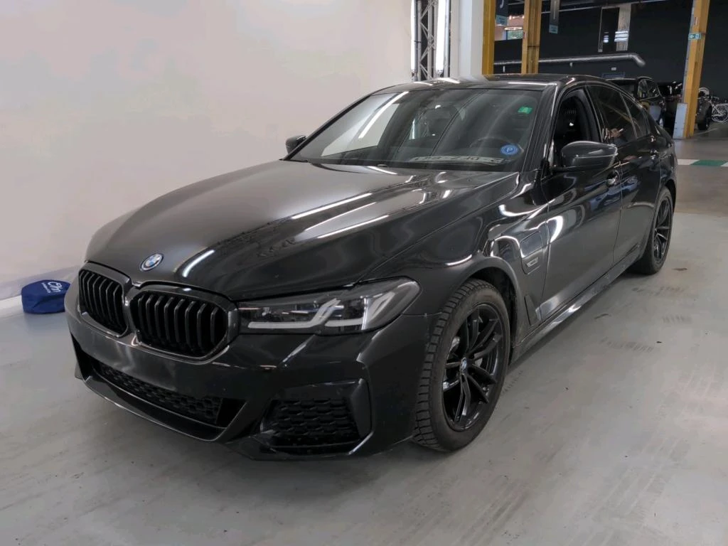BMW 520 PLUG IN HYBRID LEATHER NAVI CAM LED