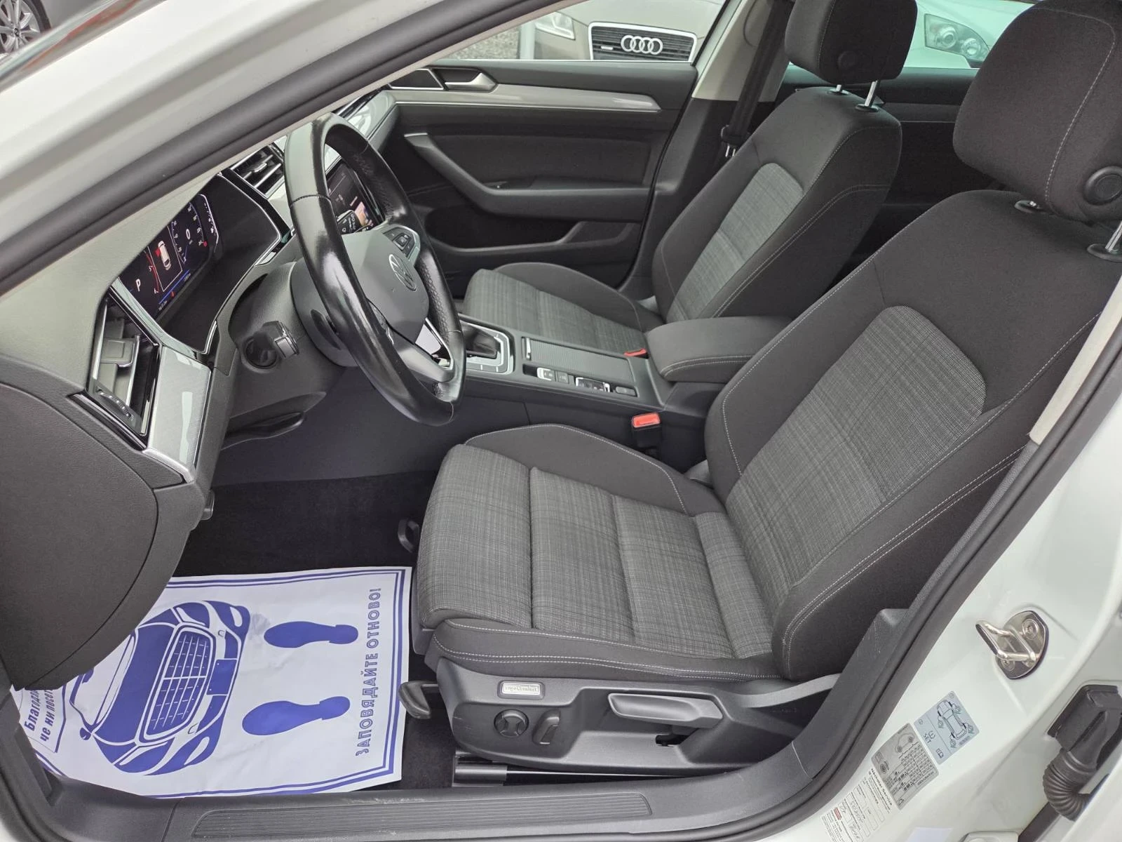 VW Passat Swiss ДИГИТАЛ Доказуеми км., снимка 12 - Автомобили и джипове - 56713964