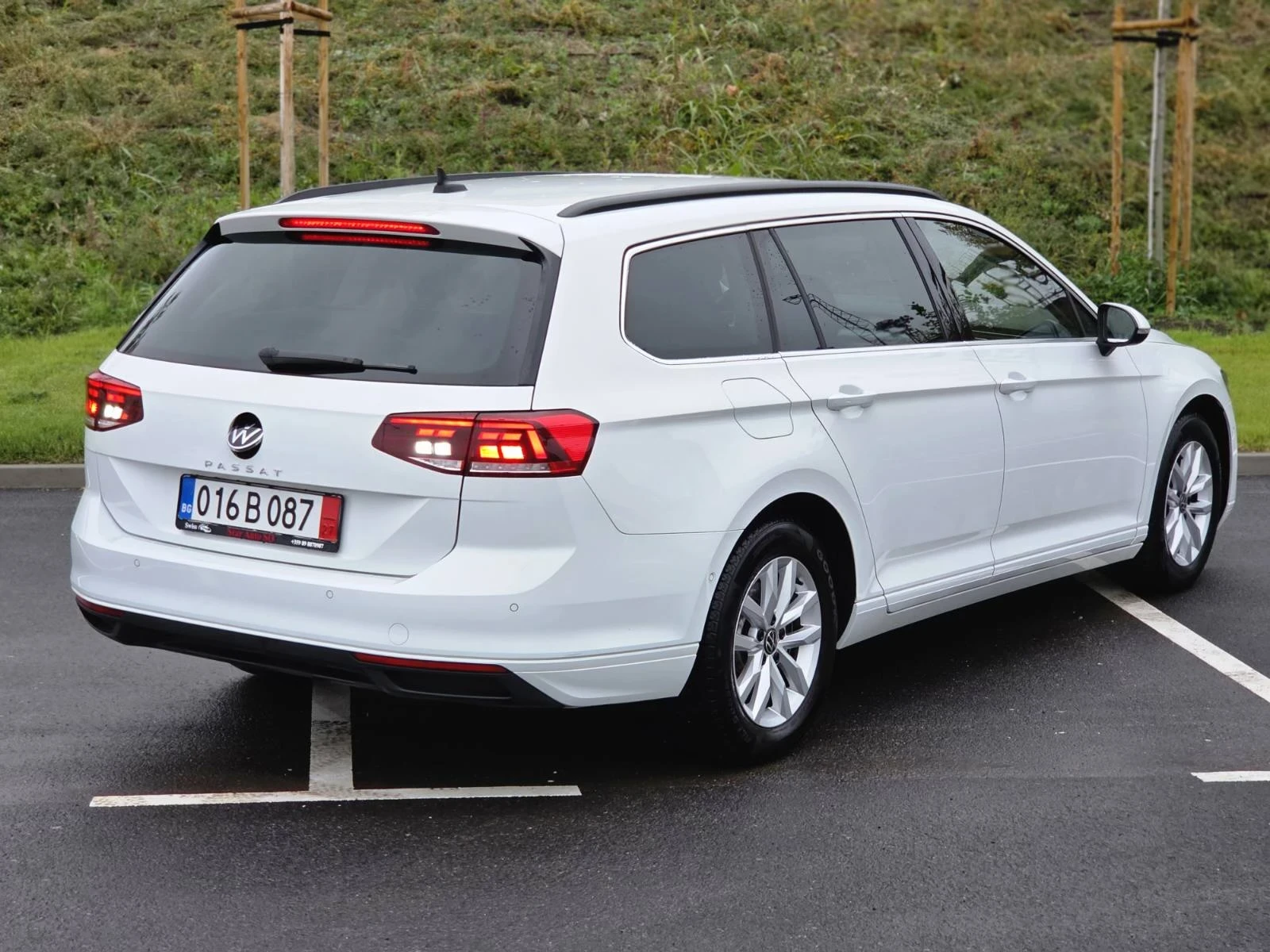 VW Passat Swiss ДИГИТАЛ Доказуеми км., снимка 3 - Автомобили и джипове - 56713964