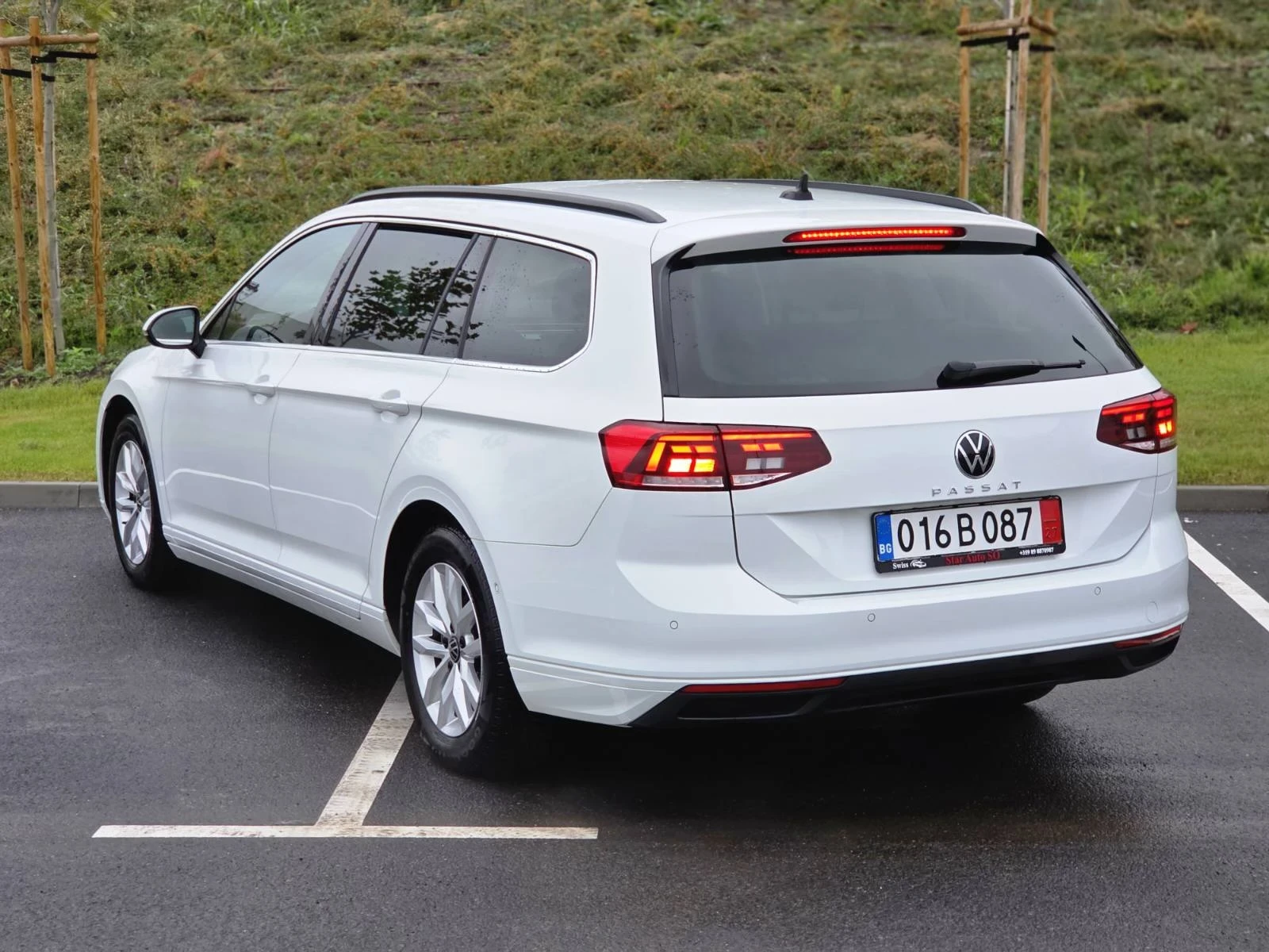 VW Passat Swiss ДИГИТАЛ Доказуеми км., снимка 4 - Автомобили и джипове - 56713964