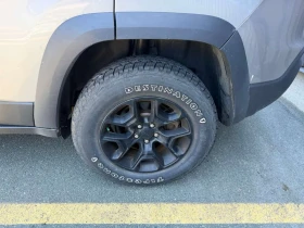 Jeep Cherokee * Trailhawk * ПОДГРЕВИ * ПАНО * KEYLESS * CARFAX, снимка 6
