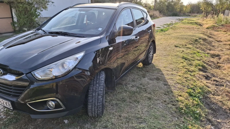 Hyundai IX35  2.0 CRDi 4WD - 136 к.с, снимка 13 - Автомобили и джипове - 47697200