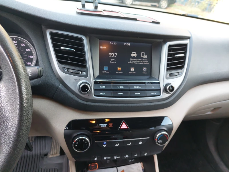 Hyundai Tucson 2, 0i ГАЗОВ ИНЖЕКЦИОН, снимка 10 - Автомобили и джипове - 47693827