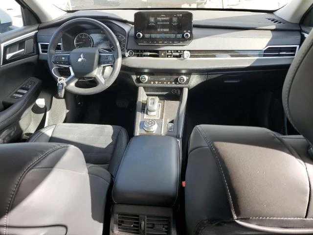 Mitsubishi Outlander, снимка 7 - Автомобили и джипове - 49220768