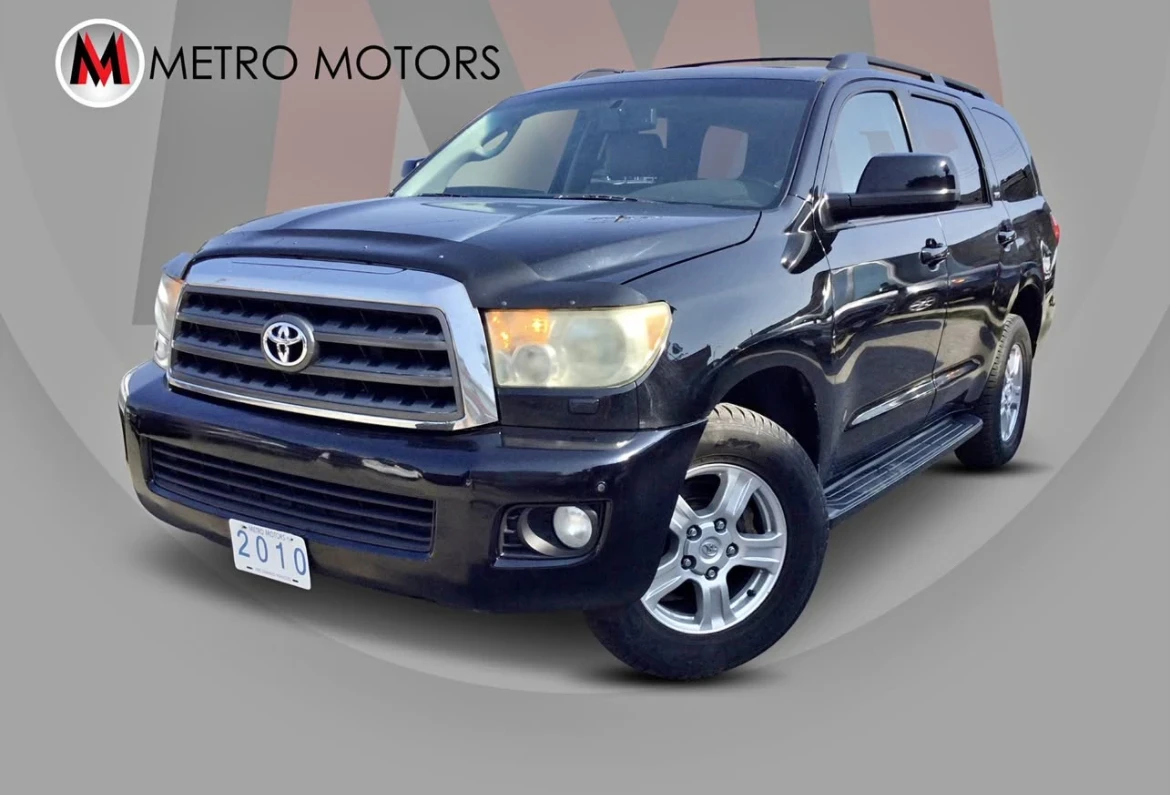 Toyota Sequoia SR5 * * 8 МЕСТА * * CARFAX * * АВТО КРЕДИТ * * , снимка 1