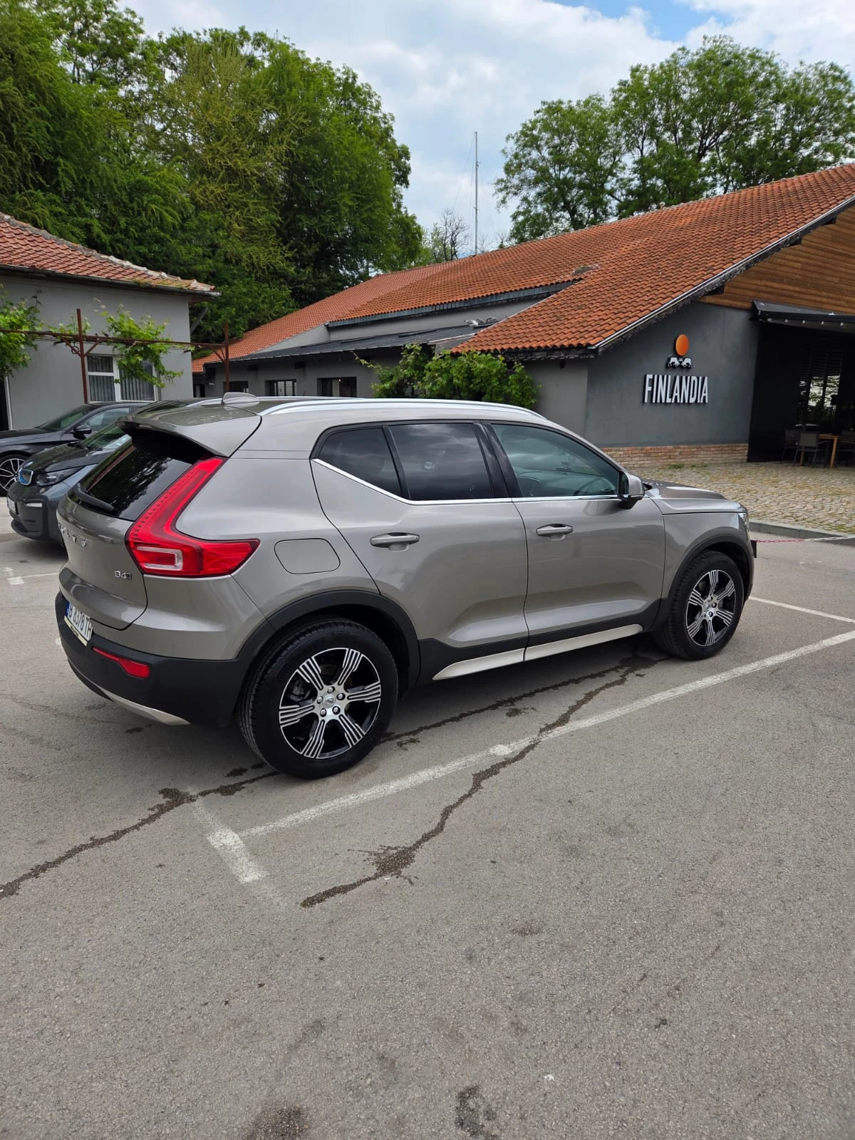 Volvo XC40 B4 - изображение 2
