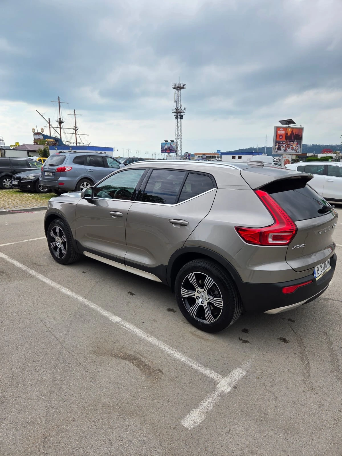 Volvo XC40 B4 - изображение 3