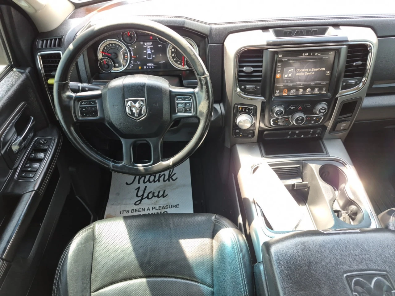 Dodge RAM 1500 * CARFAX* АВТОФИНАНСИРАНЕ* БЕЗ ПЪРВОНАЧАЛНА ВНОСКА - изображение 10