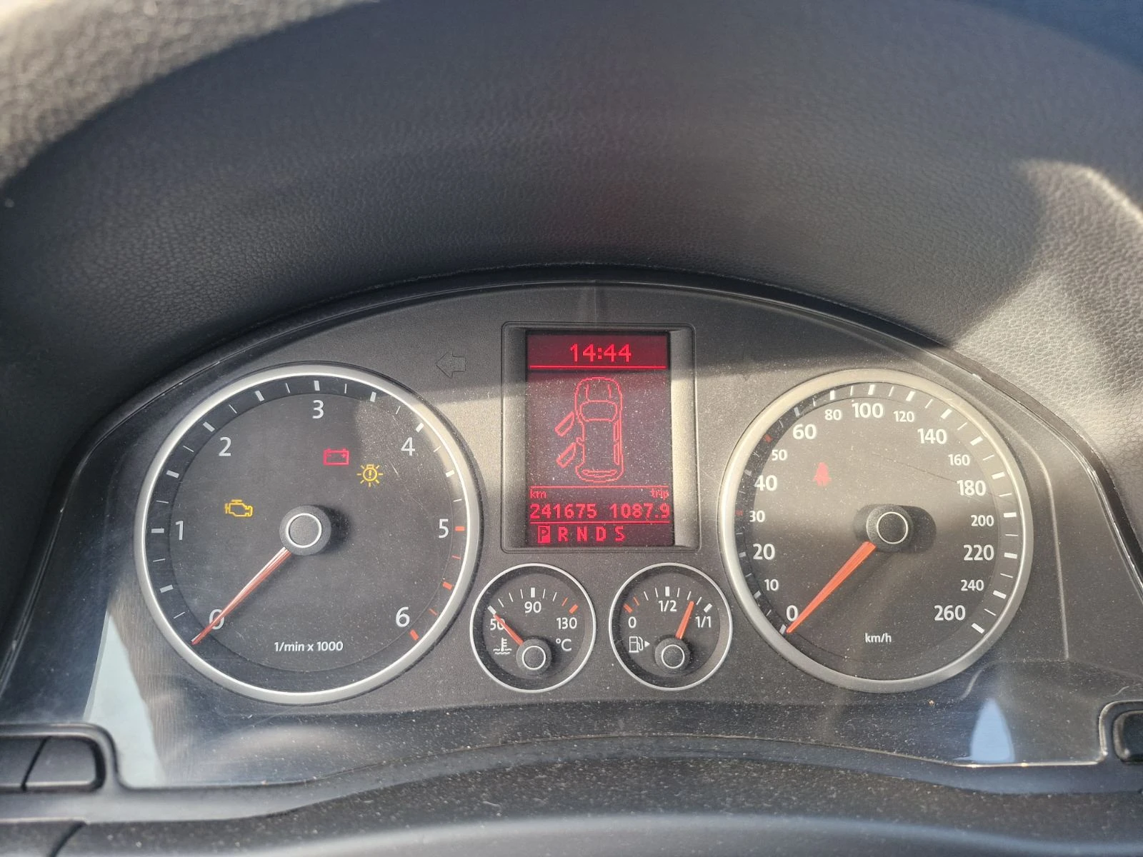 VW Tiguan 2.0 TDI - изображение 8