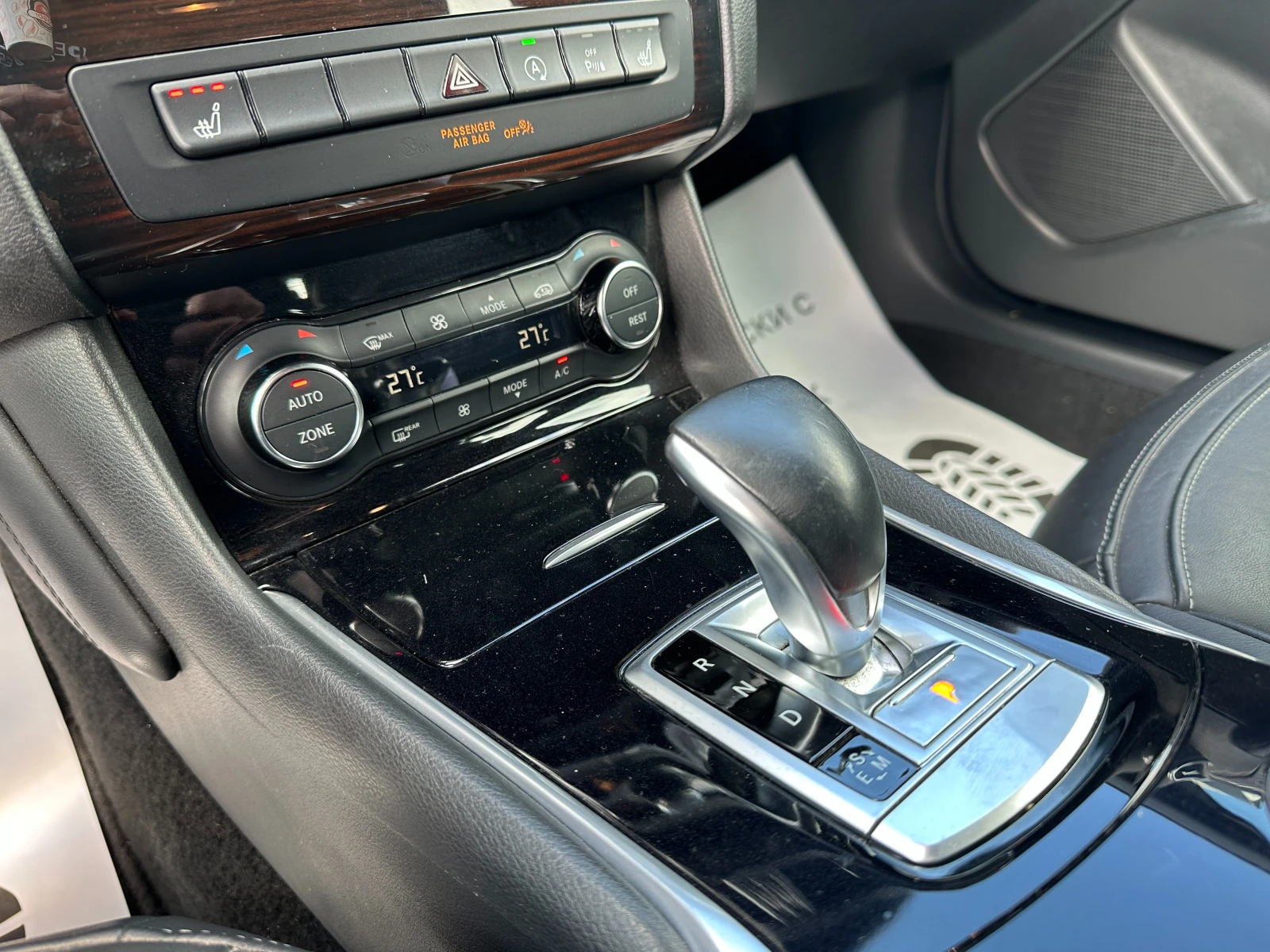 Infiniti Q30 2.2d 170 к.с.AWD//ГАРАНЦИЯ/БАРТЕР/ЛИЗИНГ/КОМЕНТАР, снимка 11 - Автомобили и джипове - 53035244
