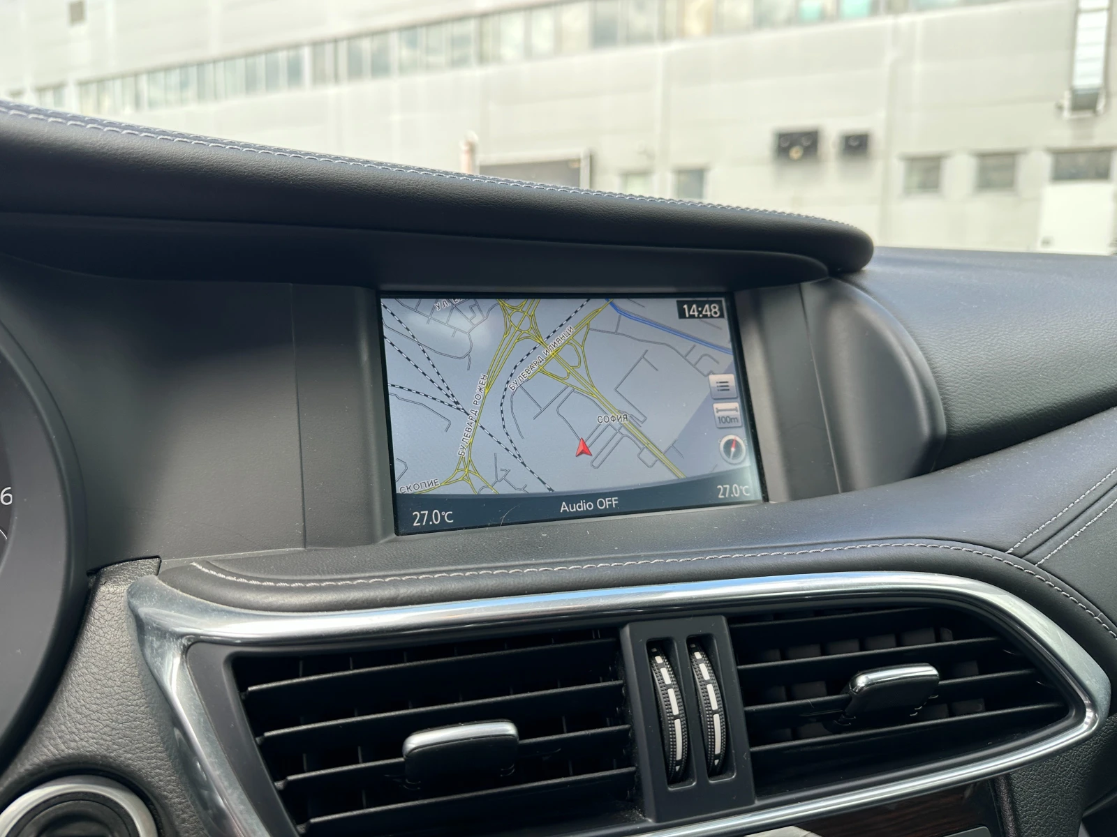 Infiniti Q30 2.2d 170 к.с.AWD//ГАРАНЦИЯ/БАРТЕР/ЛИЗИНГ/КОМЕНТАР, снимка 13 - Автомобили и джипове - 53035244