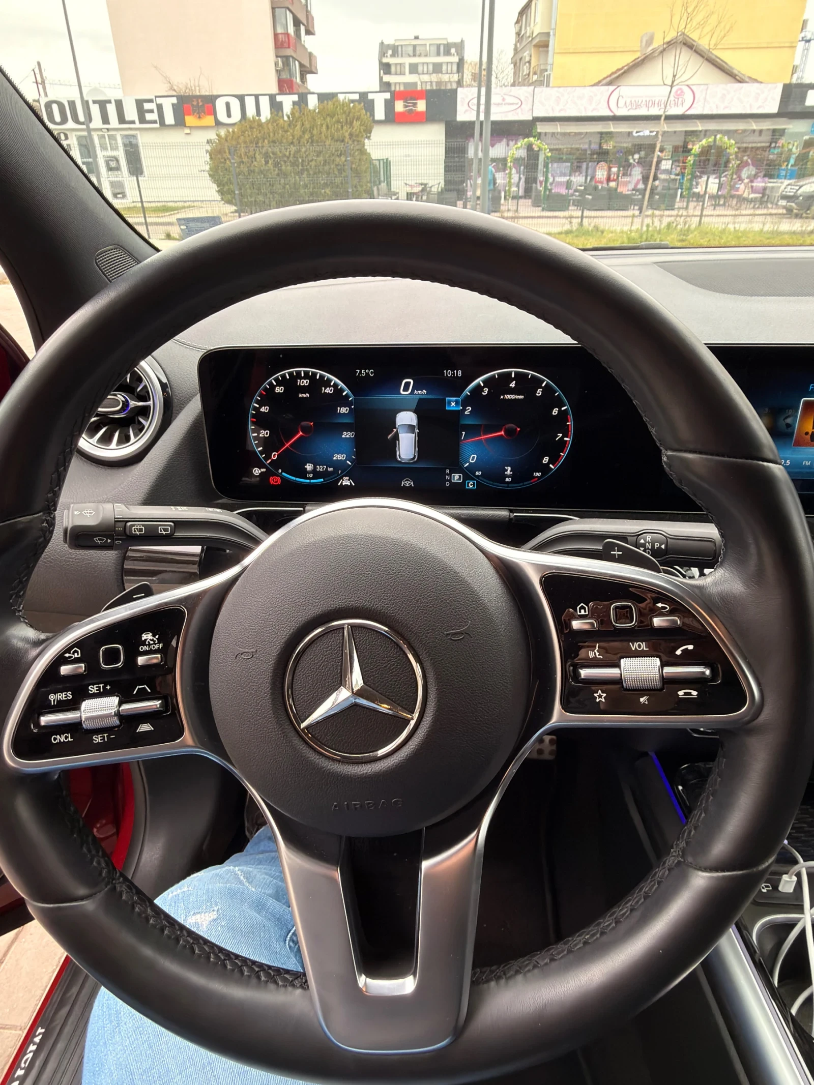 Mercedes-Benz GLA 250 4 matic, снимка 15 - Автомобили и джипове - 53891785