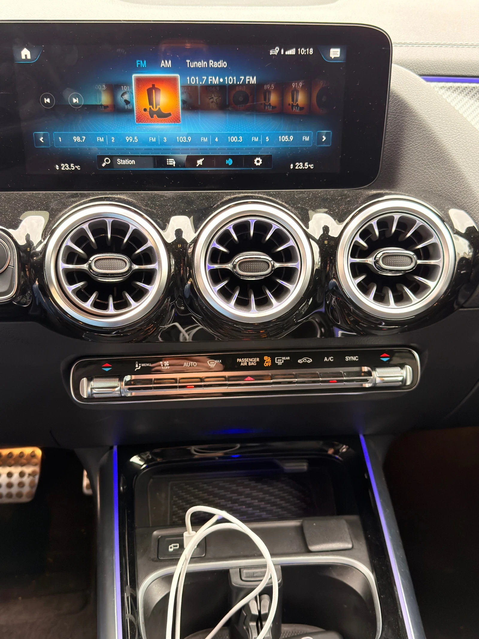 Mercedes-Benz GLA 250 4 matic, снимка 12 - Автомобили и джипове - 53891785