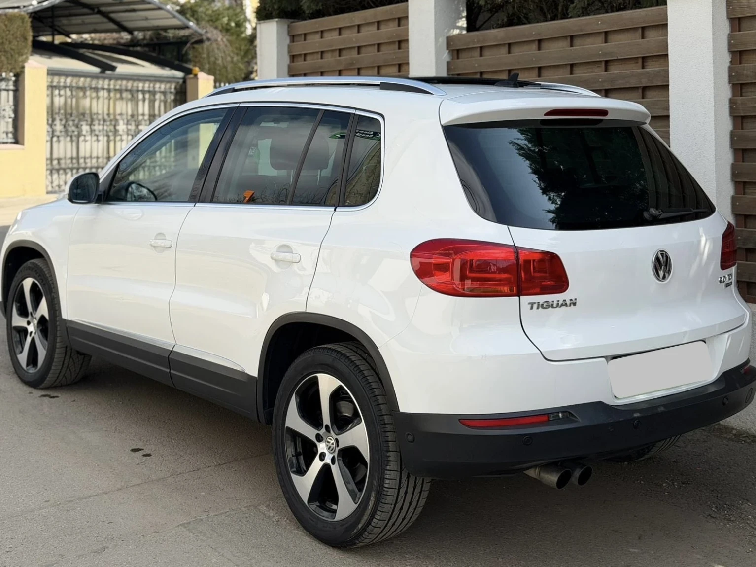 VW Tiguan 2.0TDI DSG7* 4motion* FULLMAX EXTRA, снимка 3 - Автомобили и джипове - 54010860