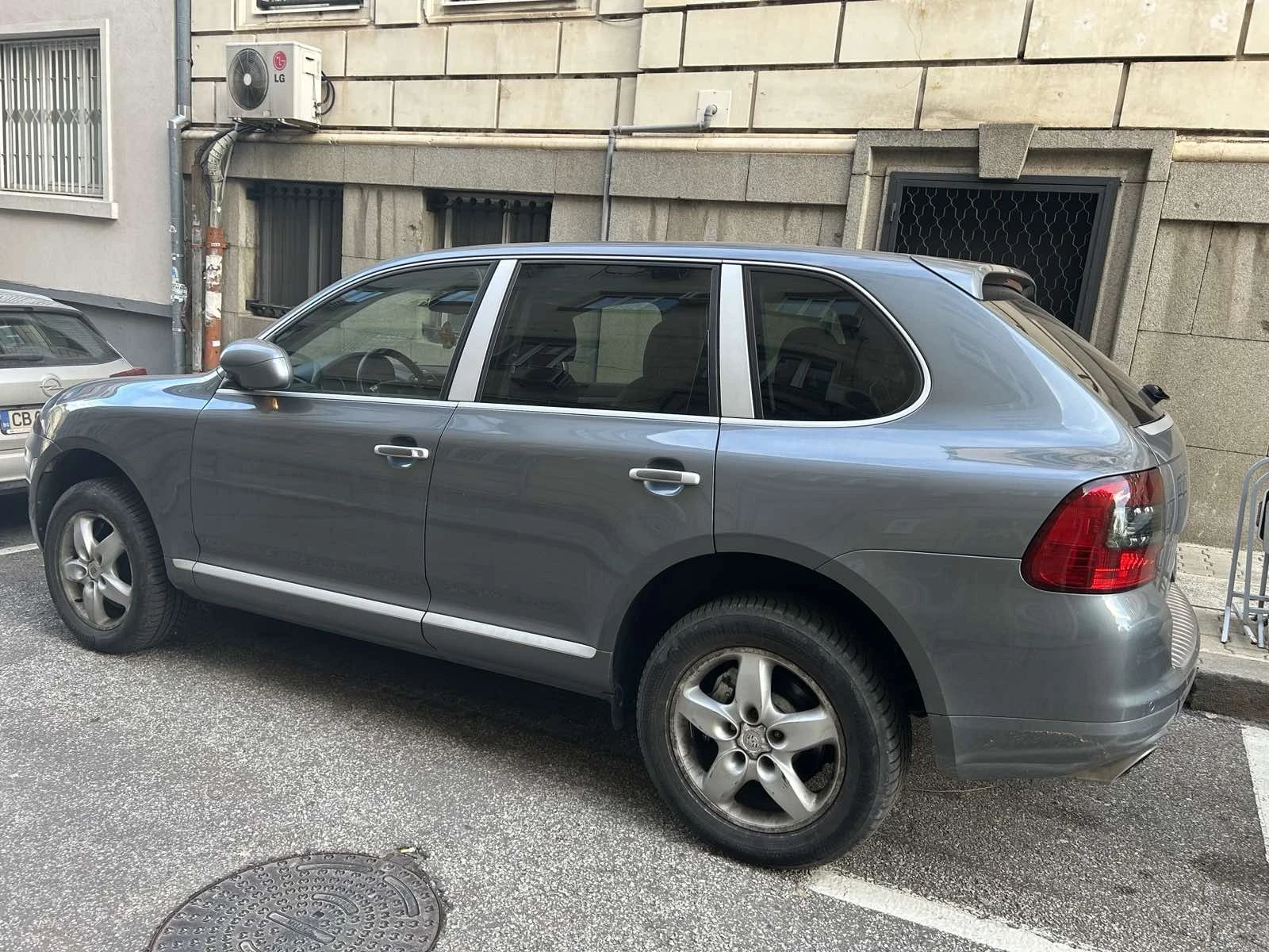 Porsche Cayenne, снимка 3 - Автомобили и джипове - 54310556