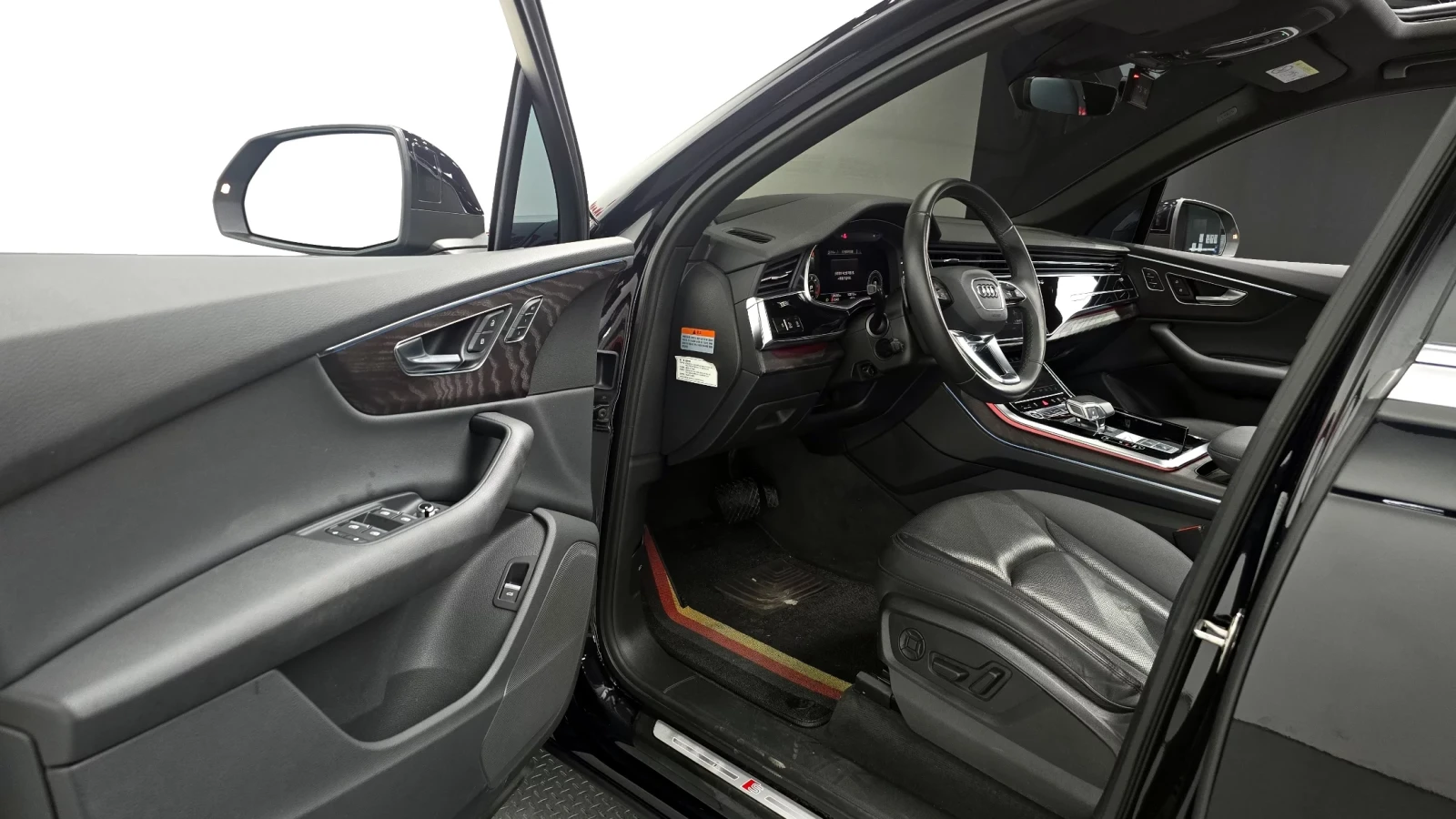 Audi Q7 2021* MATRIX* 8ZF* HEAD-UP* DISTRONIK* КРАЙНА ЦЕНА, снимка 8 - Автомобили и джипове - 54378592