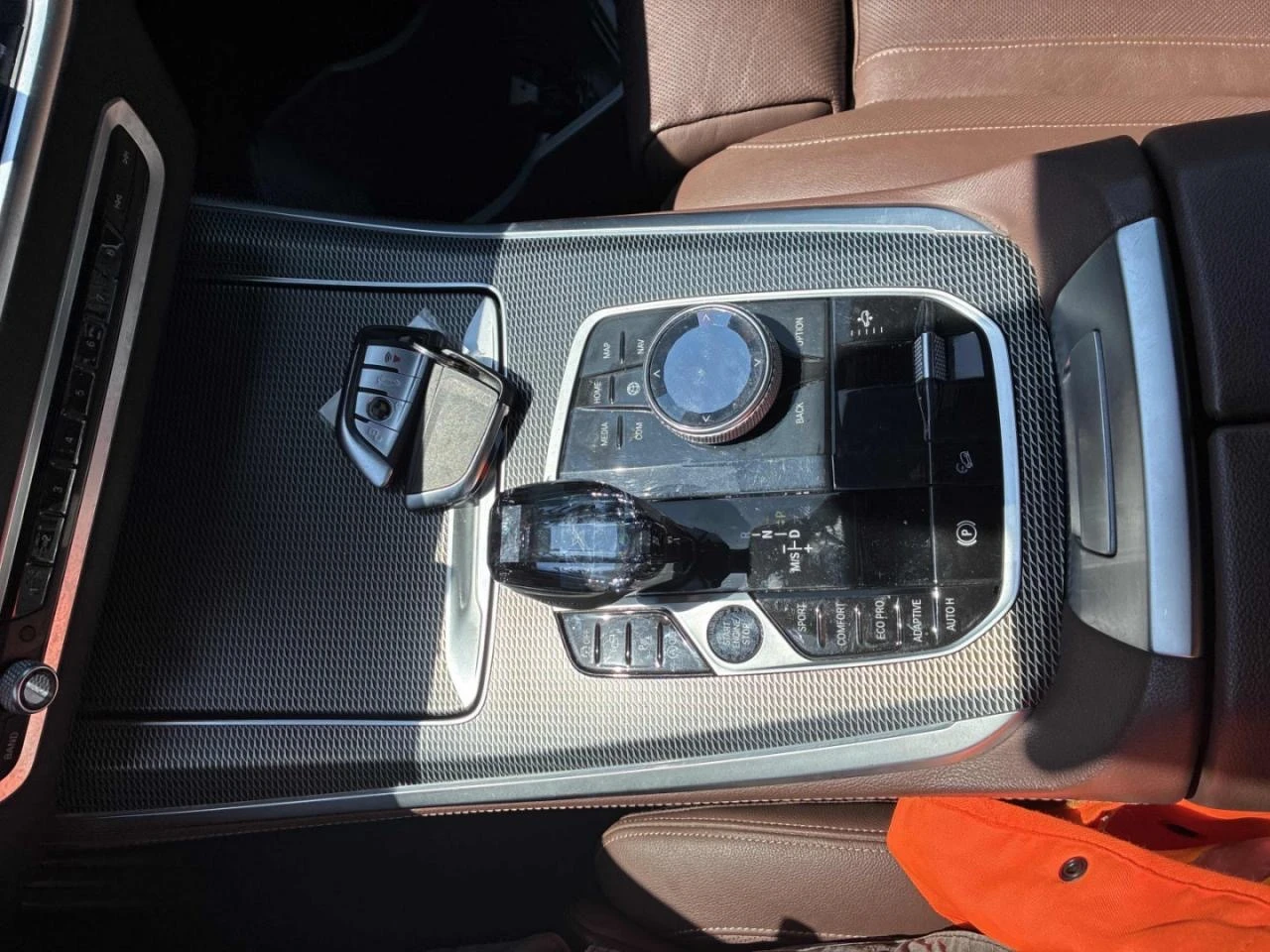 BMW X5 xDrive40i* M-pack* Pano* 360view* H&K* Обдухване* , снимка 10 - Автомобили и джипове - 54690984