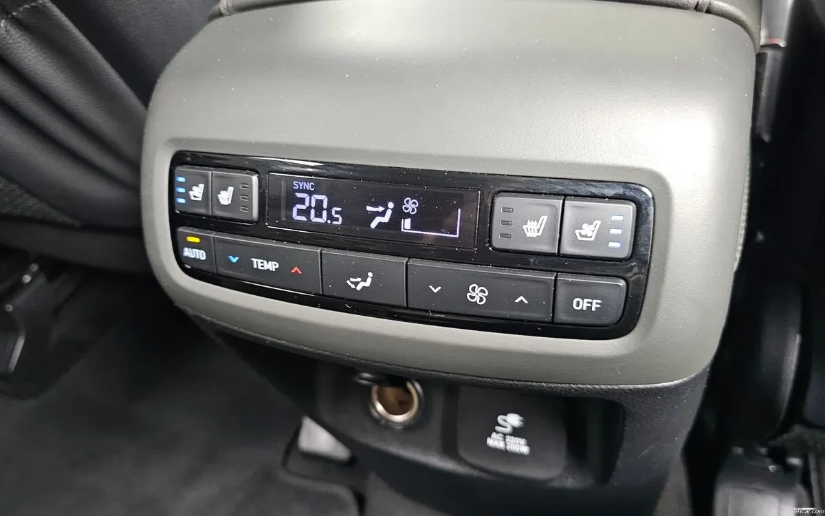 Hyundai Palisade 2.2 Diesel 2WD Обдухване* DisiTronic* cam360* , снимка 14 - Автомобили и джипове - 54738220