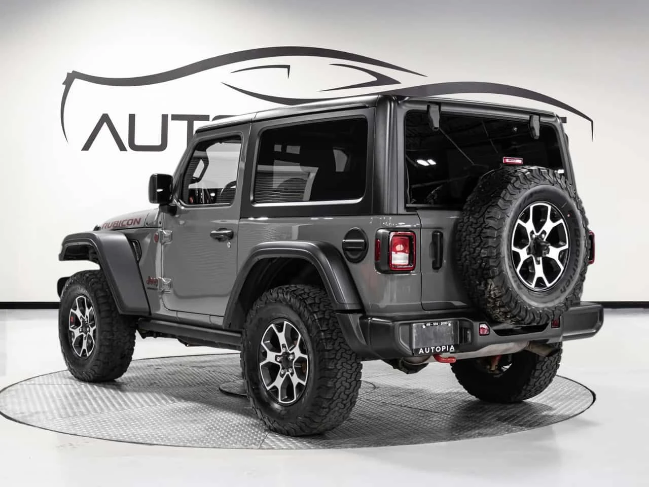 Jeep Wrangler * RUBICON 4x4 NAVIGATION REAR VIEW CAMERA * CARFAX, снимка 5 - Автомобили и джипове - 54896506