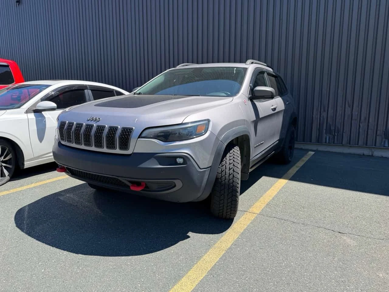 Jeep Cherokee * Trailhawk * ПОДГРЕВИ * ПАНО * KEYLESS * CARFAX, снимка 10 - Автомобили и джипове - 54964083