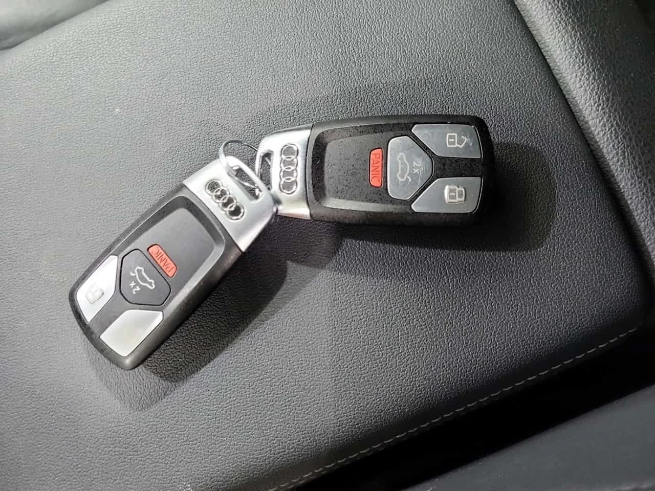 Audi Q5 * KOMFORT * CARFAX * 2 КЛЮЧА * АВТОКРЕДИТ * , снимка 9 - Автомобили и джипове - 55008939