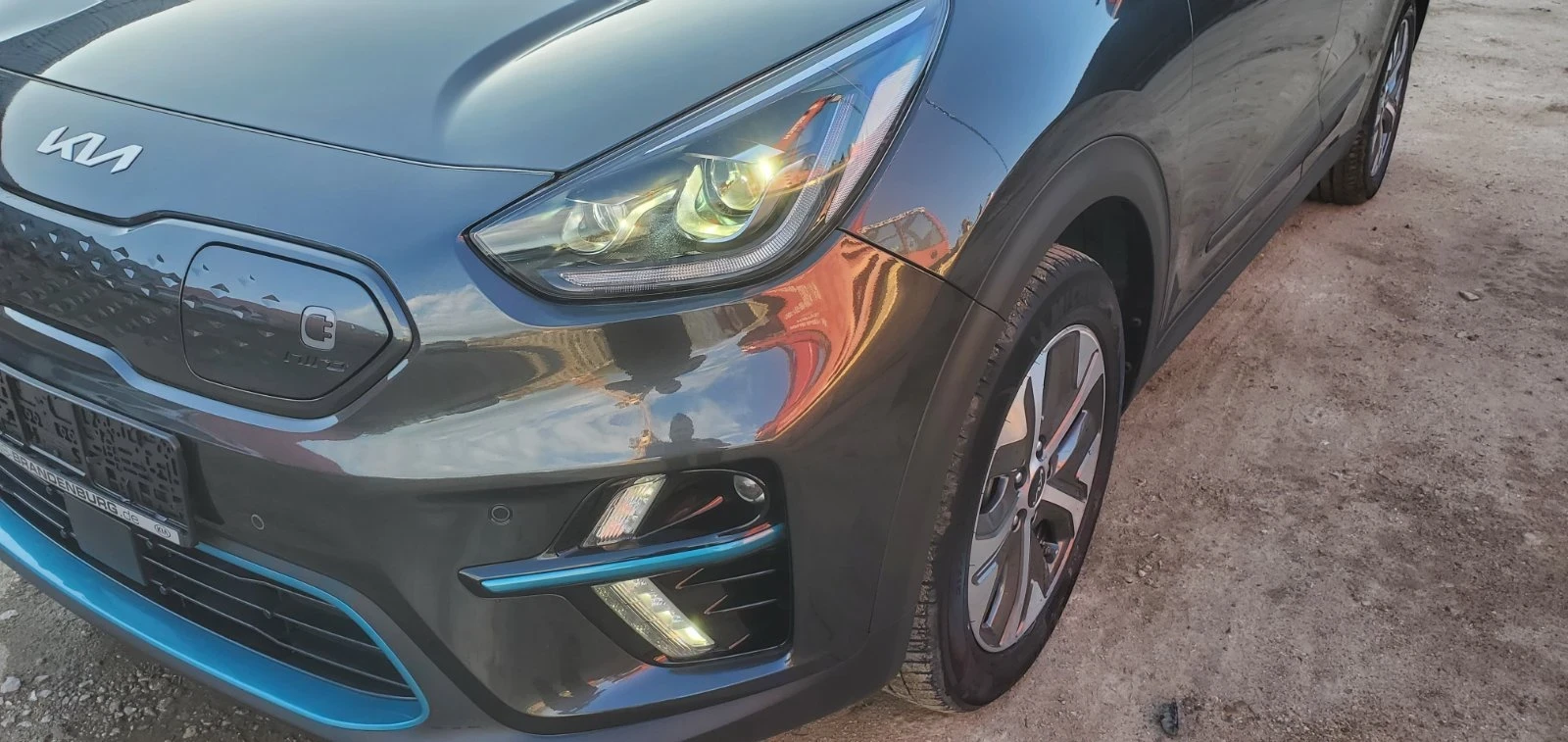 Kia Niro 65kwh Всички екстри, снимка 4 - Автомобили и джипове - 55016563