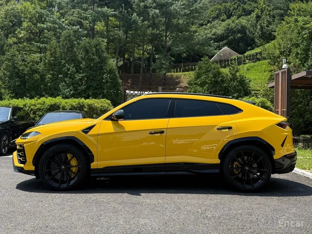 Lamborghini Urus 4.0 V8 , снимка 2 - Автомобили и джипове - 55879554
