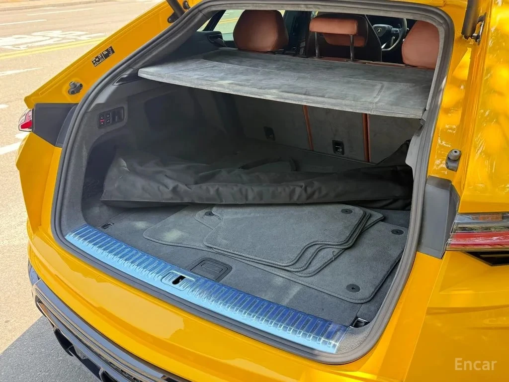 Lamborghini Urus 4.0 V8 , снимка 17 - Автомобили и джипове - 55879554