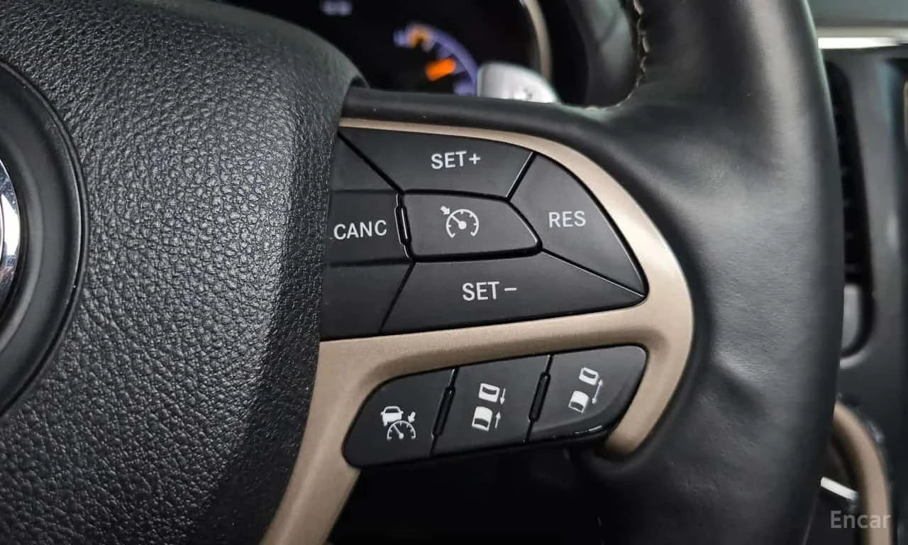 Jeep Cherokee * 3.0 Diesel Overland * ����������� | Mobile.bg � ����������� 16
