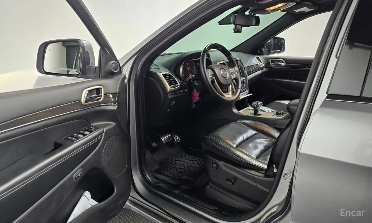 Jeep Cherokee * 3.0 Diesel Overland * ����������� | Mobile.bg � ����������� 10