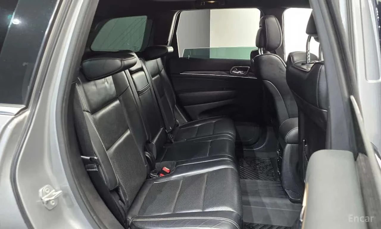 Jeep Cherokee * 3.0 Diesel Overland * ����������� | Mobile.bg � ����������� 11