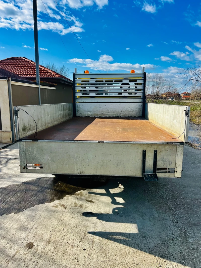 Ford Transit Бордови/2:0 TDI, снимка 8 - Бусове и автобуси - 53527990